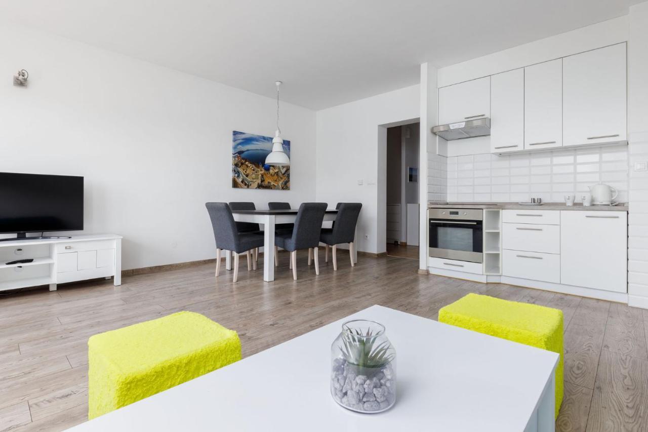 Апартаменти Przestronny Apartament Centrum Miedzy 2 Jeziorami Ольштин Екстер'єр фото